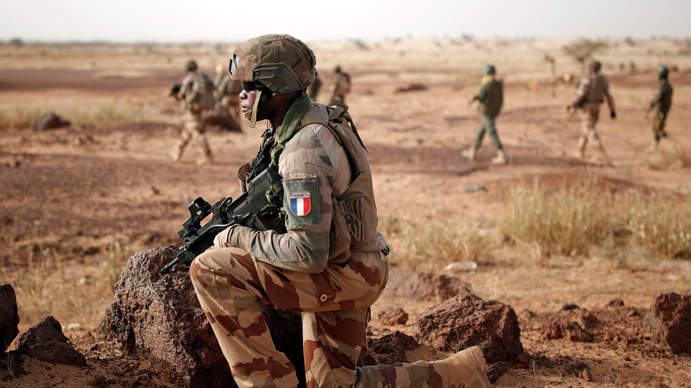 Perdana Menteri Mali Klaim Perwira Militer Prancis Latih Kelompok-kelompok Militan di Kidal